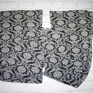 🖤🤍 Black & White Patterned Wide-Leg Pants – One Size Boho Graphic · Breezy Fit